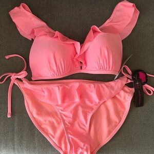 NWT No Boundaries Coral Ruffled String  Bikini.